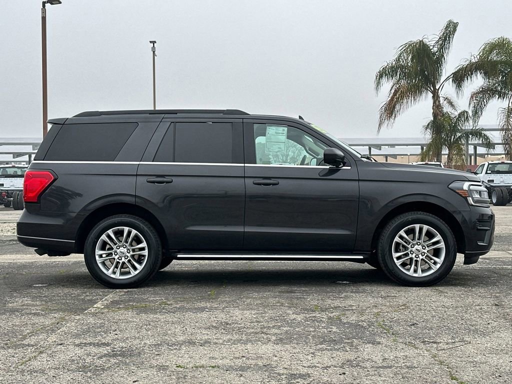 Certified 2022 Ford Expedition XLT image 2