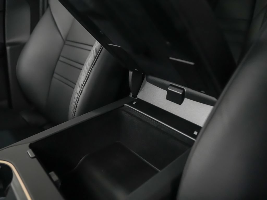 Certified 2026 Porsche Cayenne Turbo GT AWD/4WD image 33