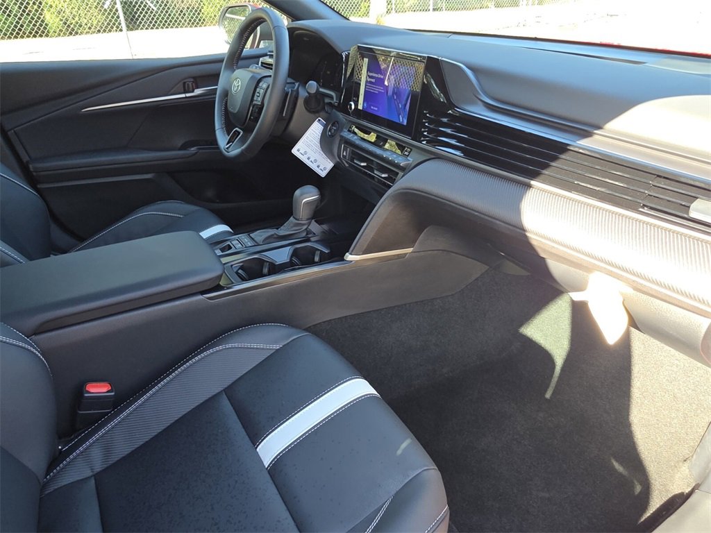Used 2026 Toyota Camry SE image 13
