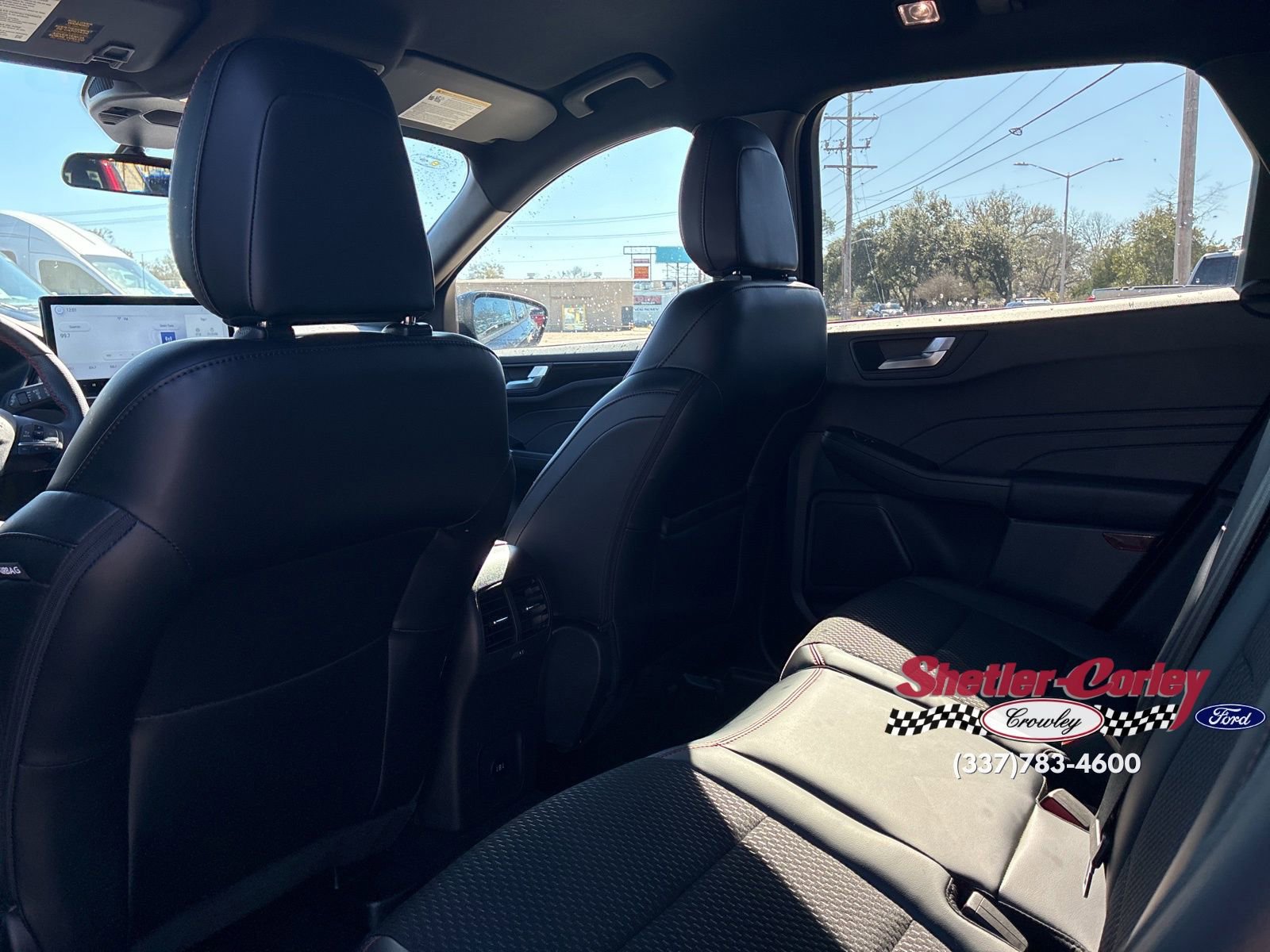 Used 2025 Ford Escape ST-Line w/ Equipment Group 301A image 6