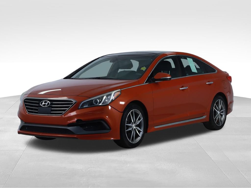 Used 2015 Hyundai Sonata Sport 2.0T w/ Option Group 07 FWD image 8