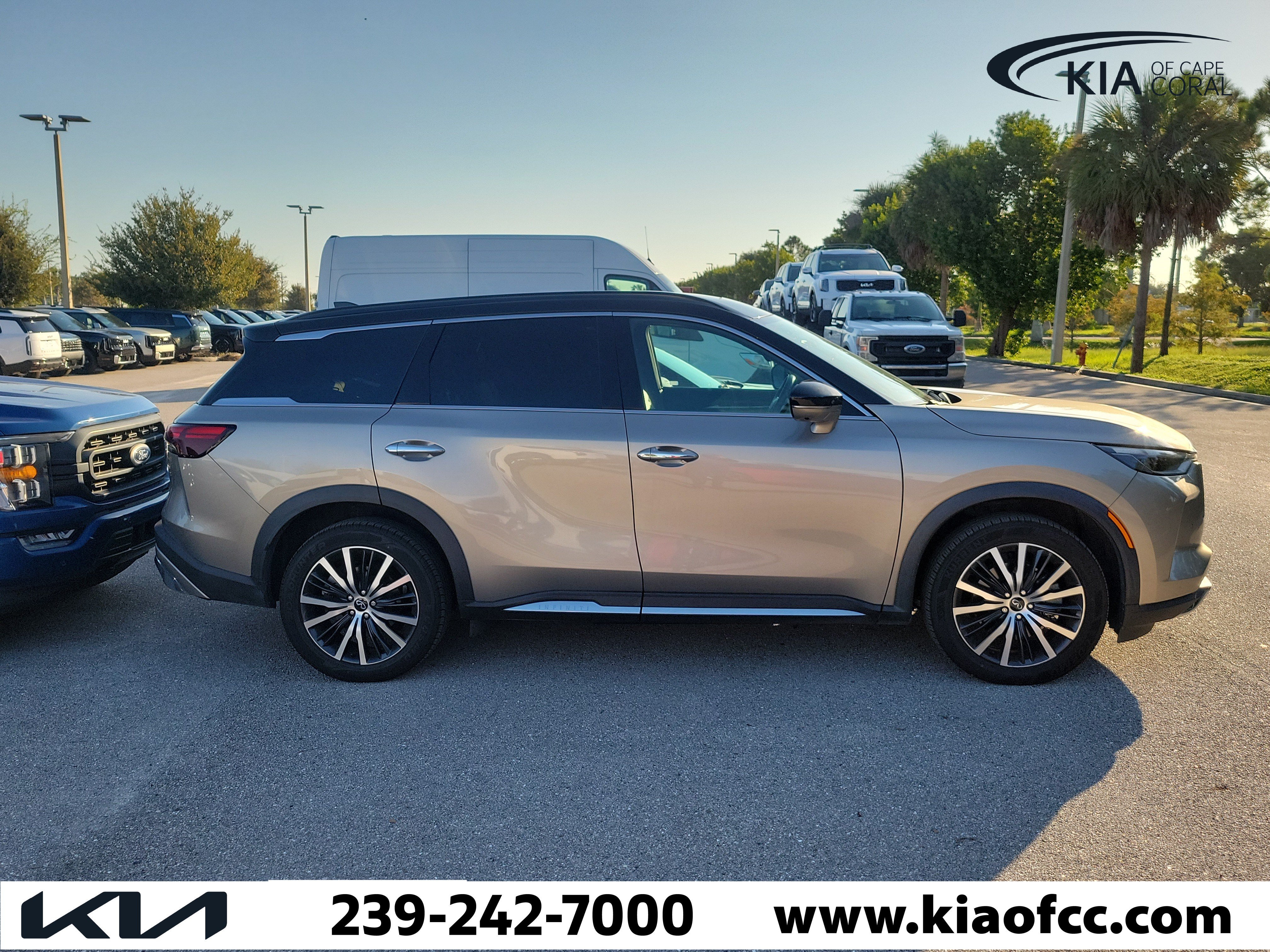Used 2022 INFINITI QX60 Autograph AWD/4WD image 6