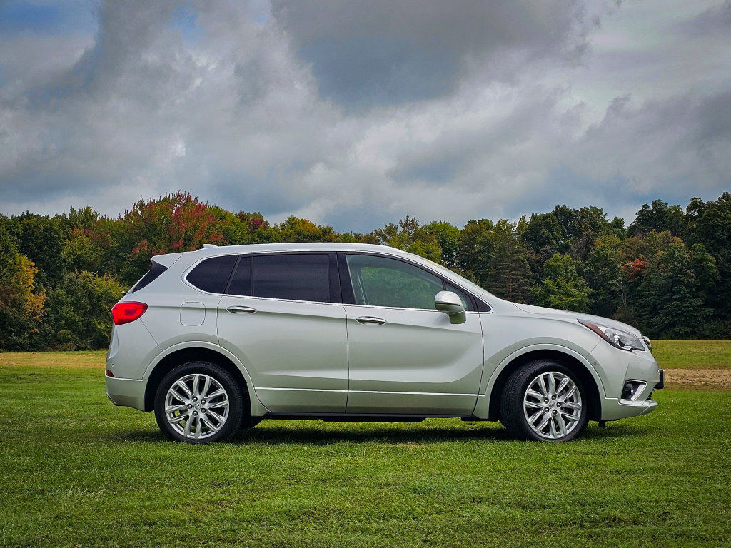Used 2019 Buick Envision Premium w/ Driver Confidence Package AWD/4WD image 2