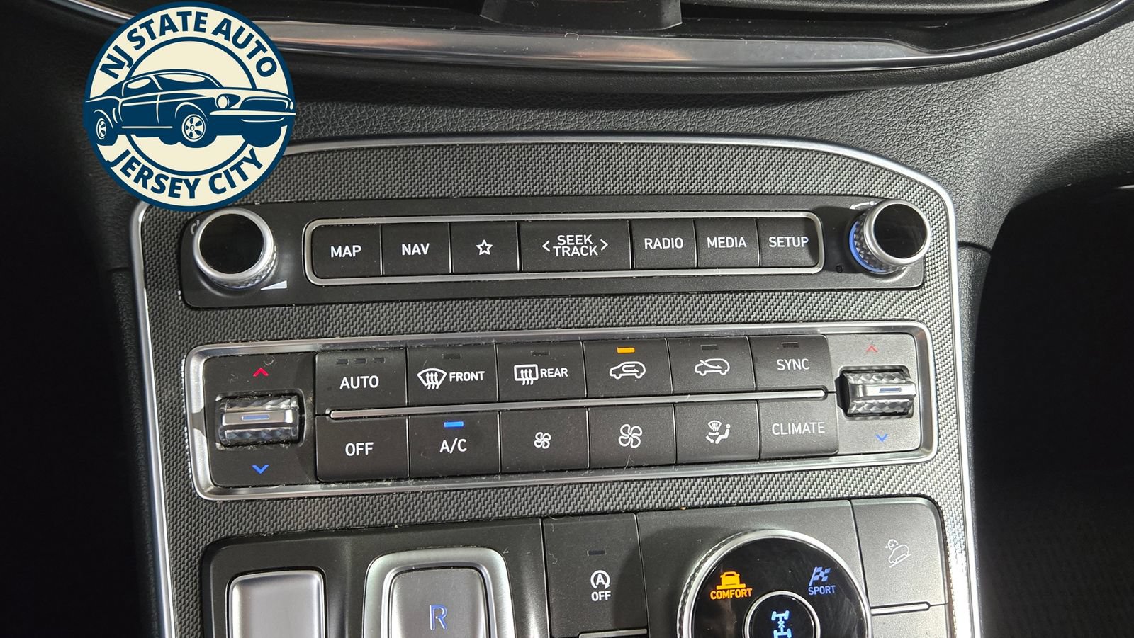 Used 2023 Hyundai Santa Fe SEL AWD/4WD image 15