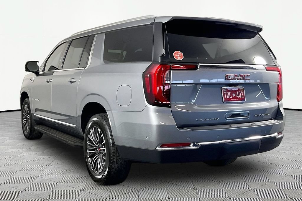 New 2026 GMC Yukon XL Elevation AWD/4WD image 3
