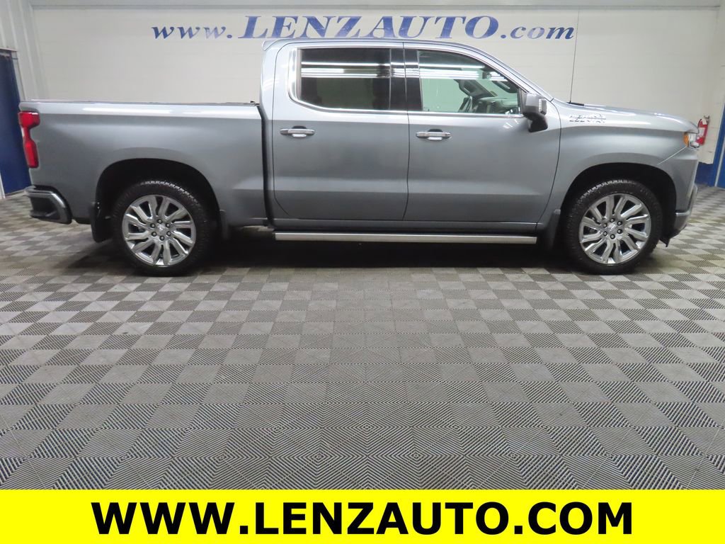 Used 2019 Chevrolet Silverado 1500 High Country w/ High Country Premium Package AWD/4WD image 2