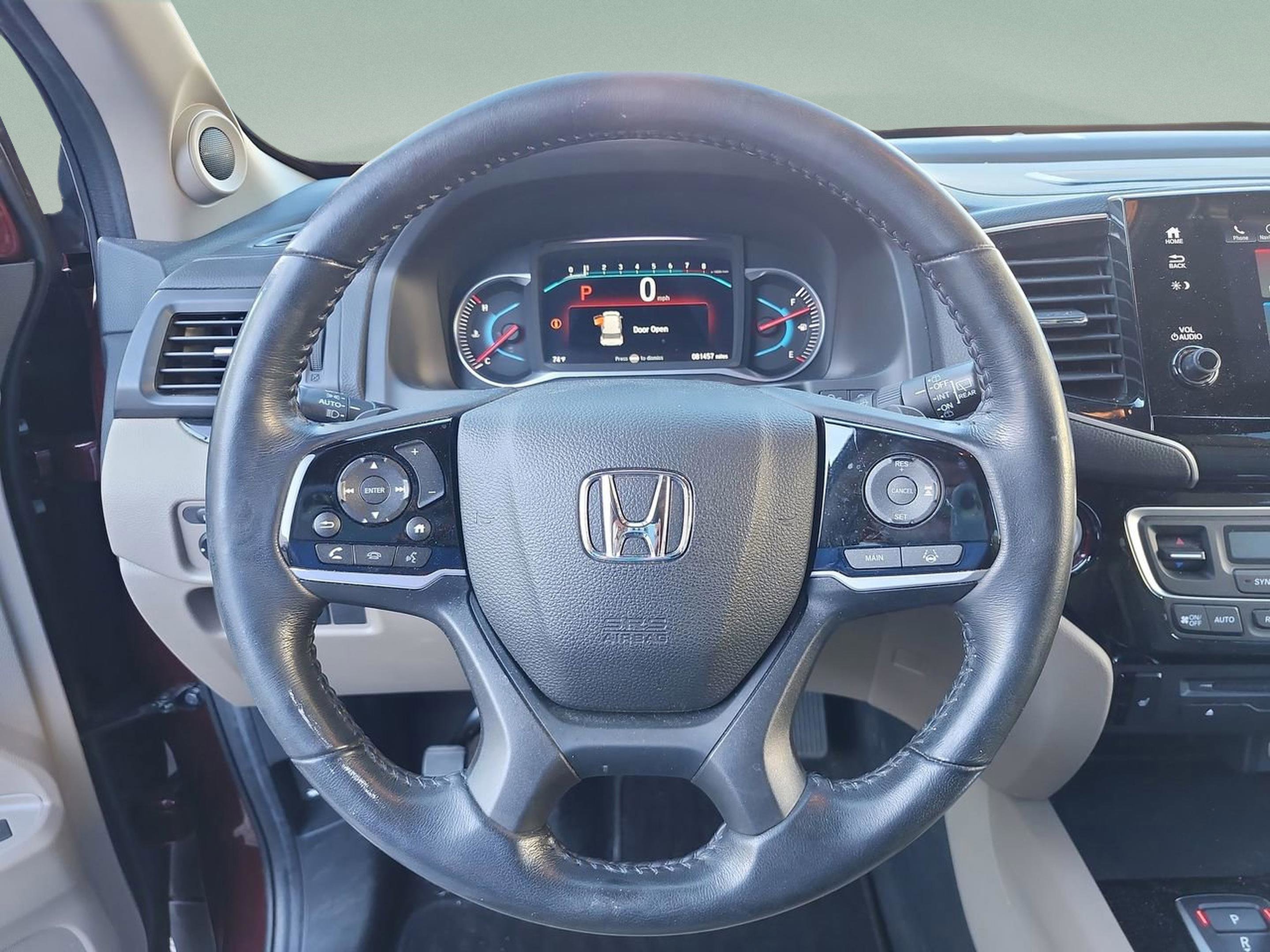 Used 2021 Honda Pilot Touring image 11