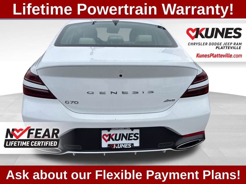Used 2025 Genesis G70 2.5T image 5