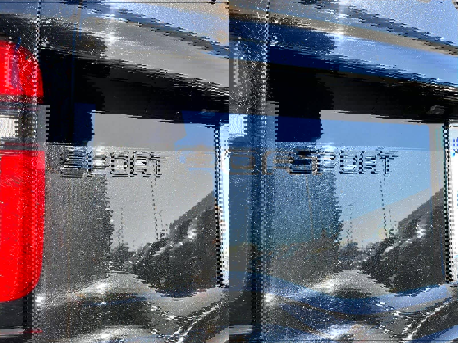 Used 2025 Land Rover Discovery Sport Dynamic SE AWD/4WD image 9