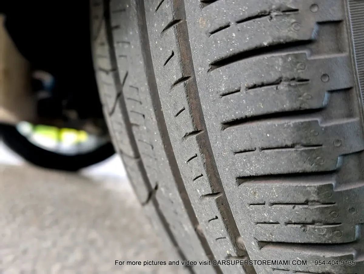 Used 2021 Maserati Levante image 96