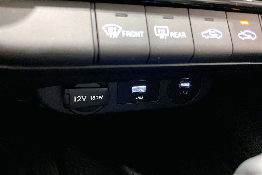Used 2026 Hyundai Elantra Sport w/ Cargo Package FWD image 27