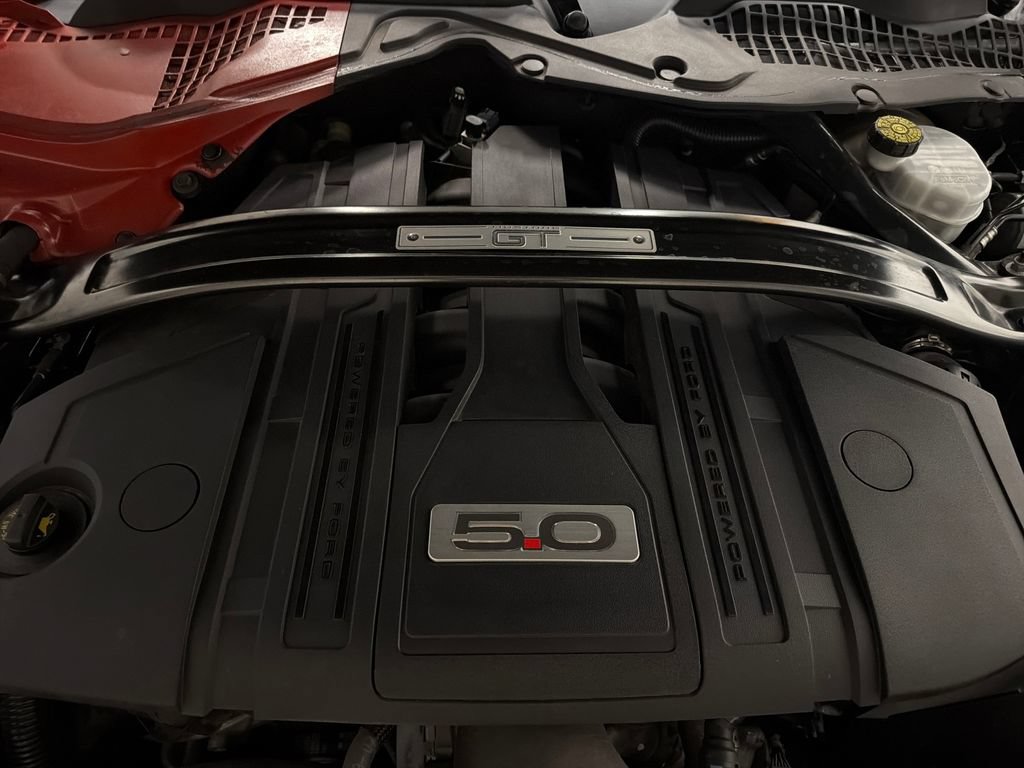 Used 2021 Ford Mustang GT Premium w/ GT Performance Package RWD image 17