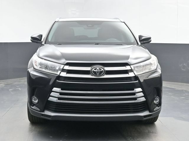 Used 2019 Toyota Highlander Limited FWD image 3