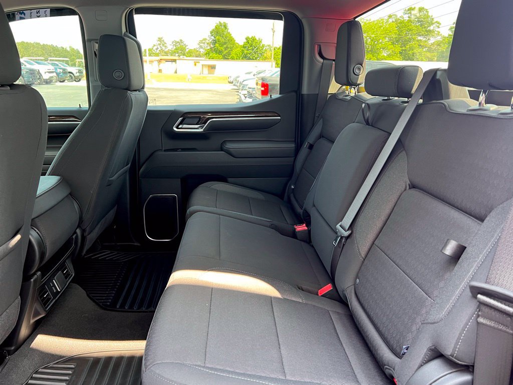 Used 2025 GMC Sierra 1500 Elevation w/ X31 Off-Road Package AWD/4WD image 12