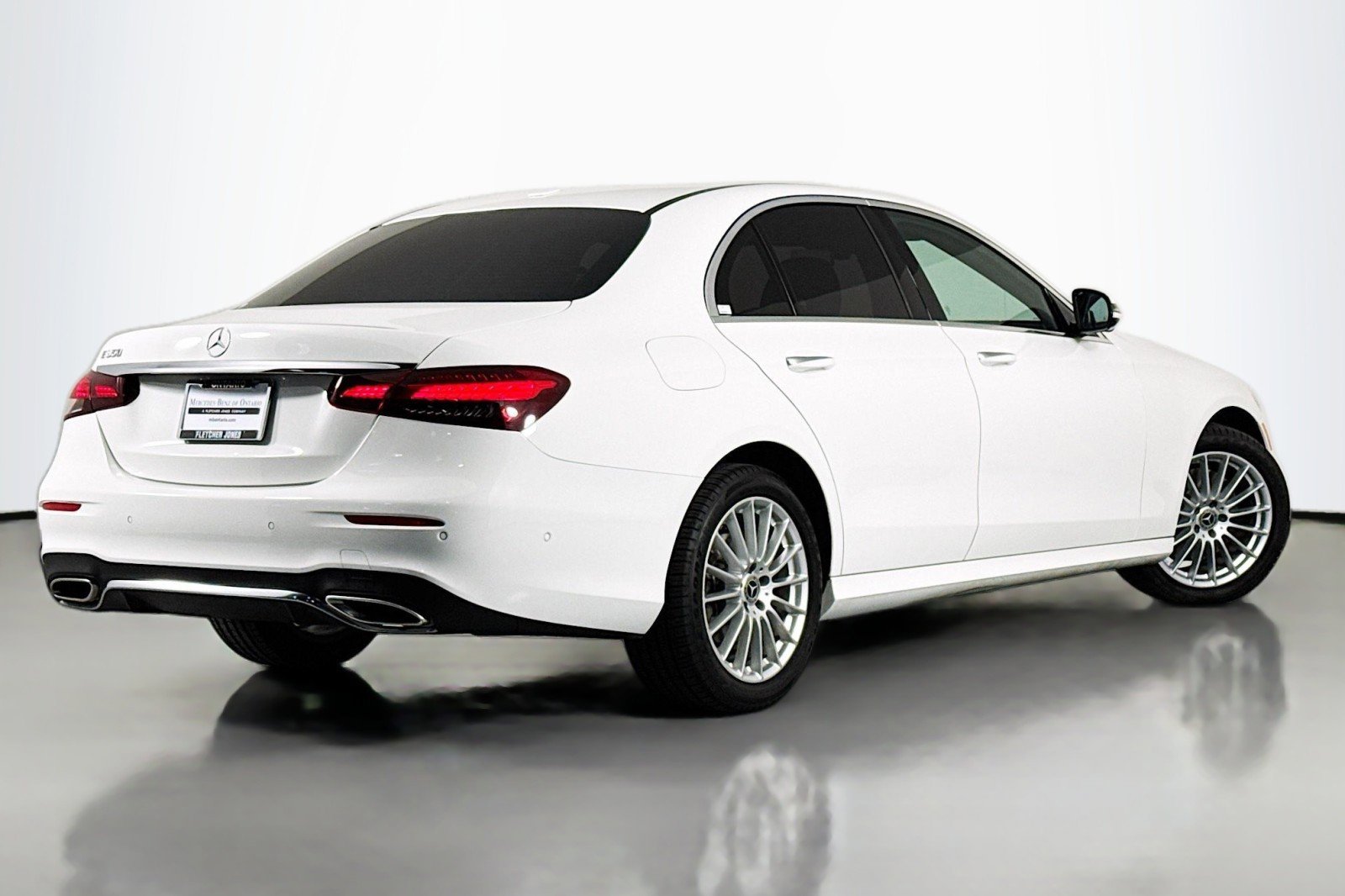 Used 2022 Mercedes-Benz E 350 Sedan image 11