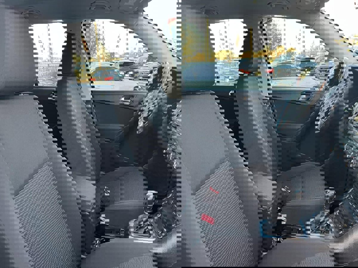 Used 2017 Volkswagen Tiguan Limited w/ Premium Package image 35