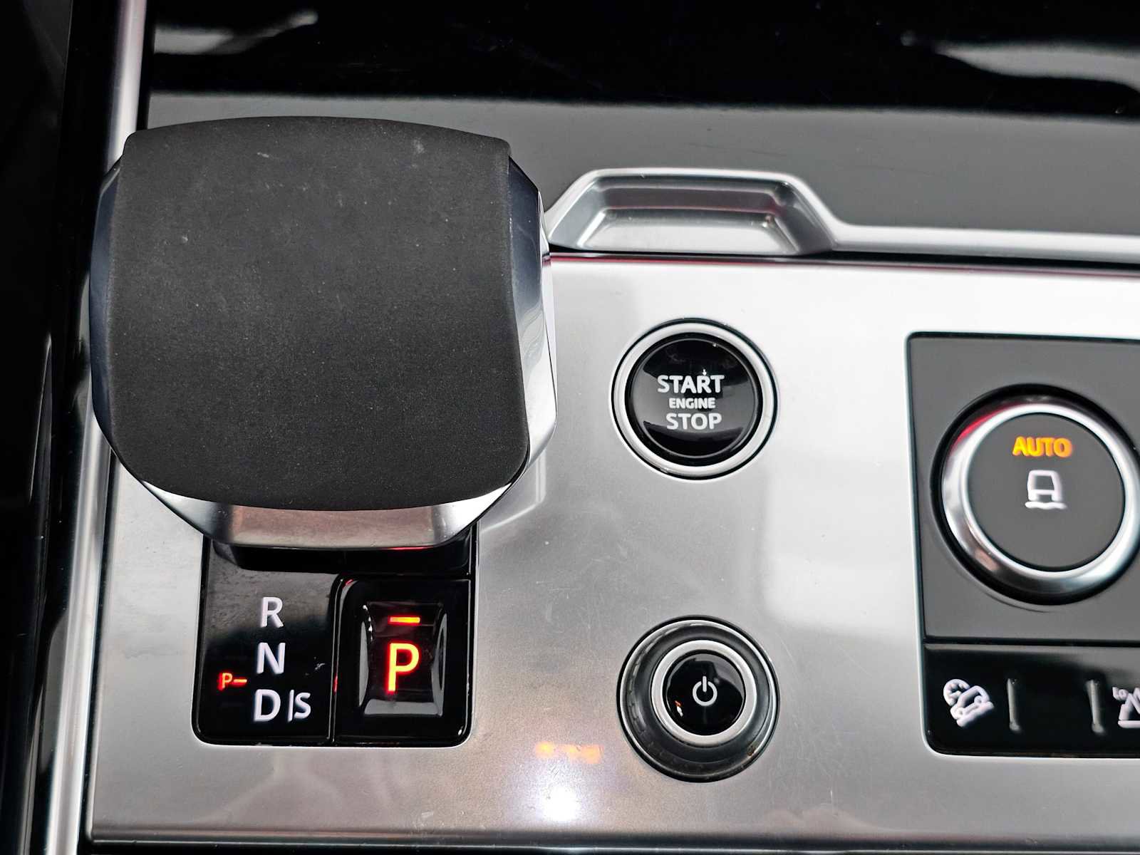 Used 2023 Land Rover Range Rover SE AWD/4WD image 30