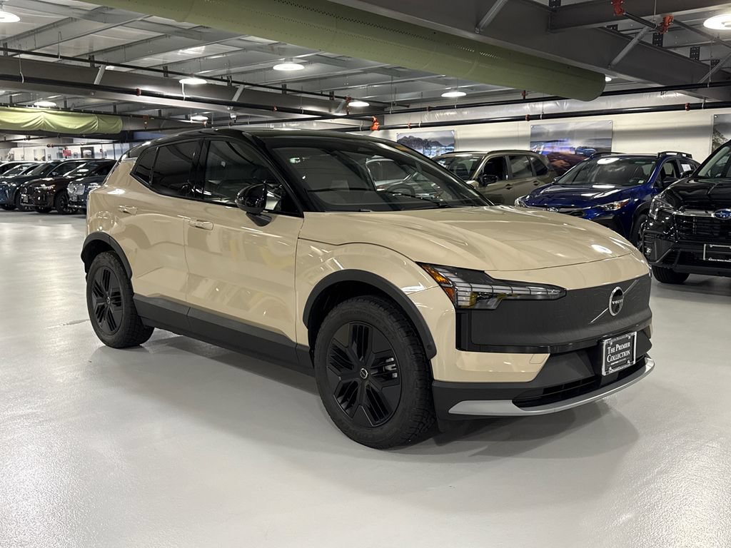 Certified 2026 Volvo EX30 Cross Country Ultra AWD/4WD image 1