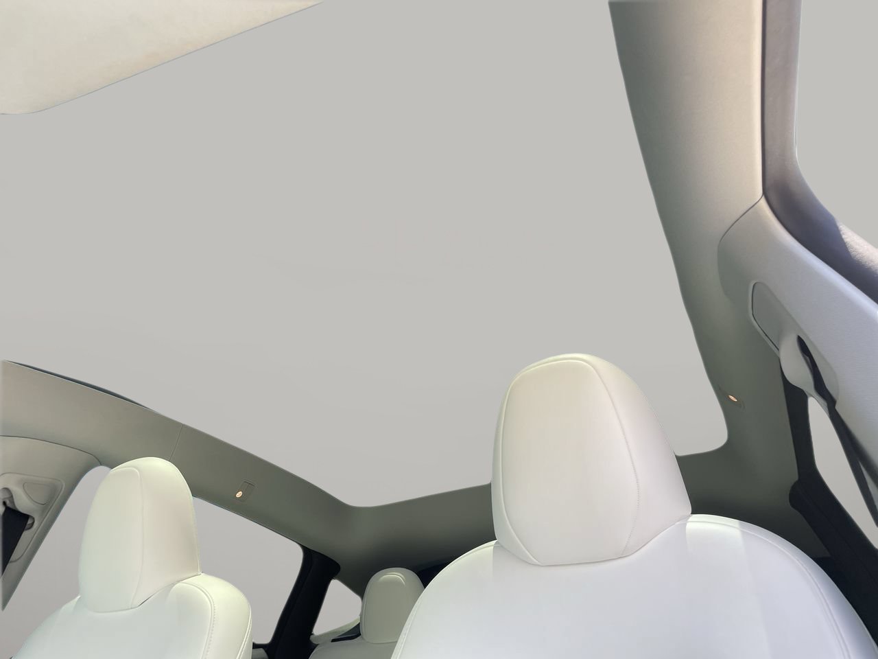 Used 2024 Tesla Model Y Long Range AWD/4WD image 19