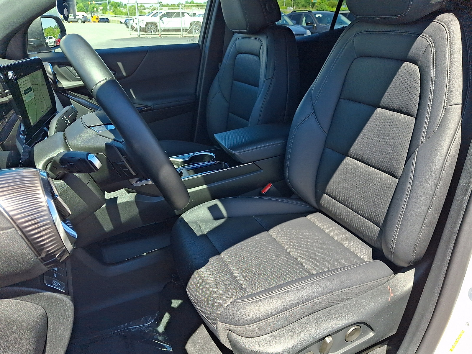 Certified 2026 Chevrolet Equinox LT w/ Convenience Package II AWD/4WD image 13