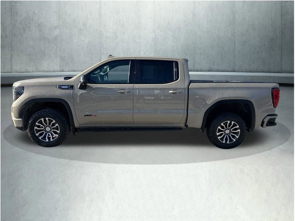Used 2022 GMC Sierra 1500 AT4 w/ AT4 Preferred Package image 2