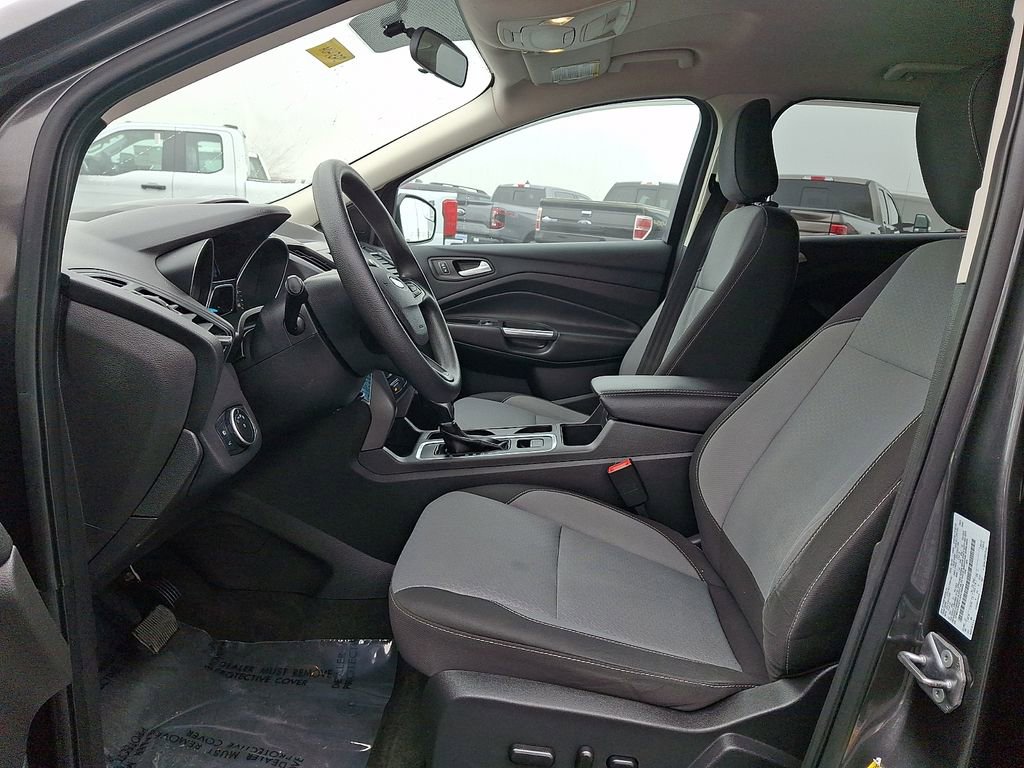 Certified 2018 Ford Escape SE image 13
