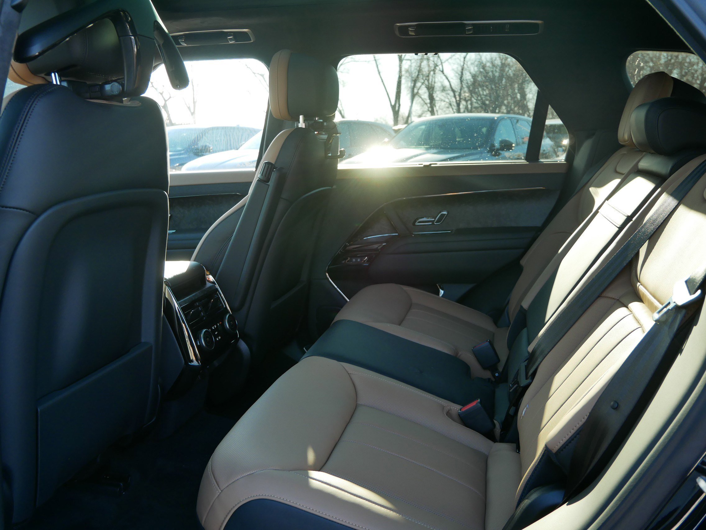 New 2025 Land Rover Range Rover Sport Autobiography image 5