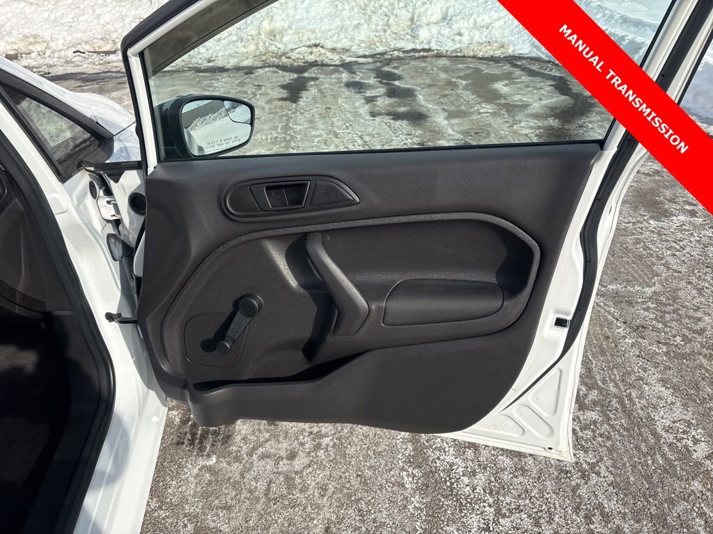 Used 2016 Ford Fiesta S image 8