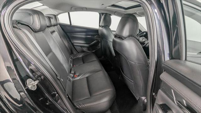Used 2022 MAZDA MAZDA3 s image 22