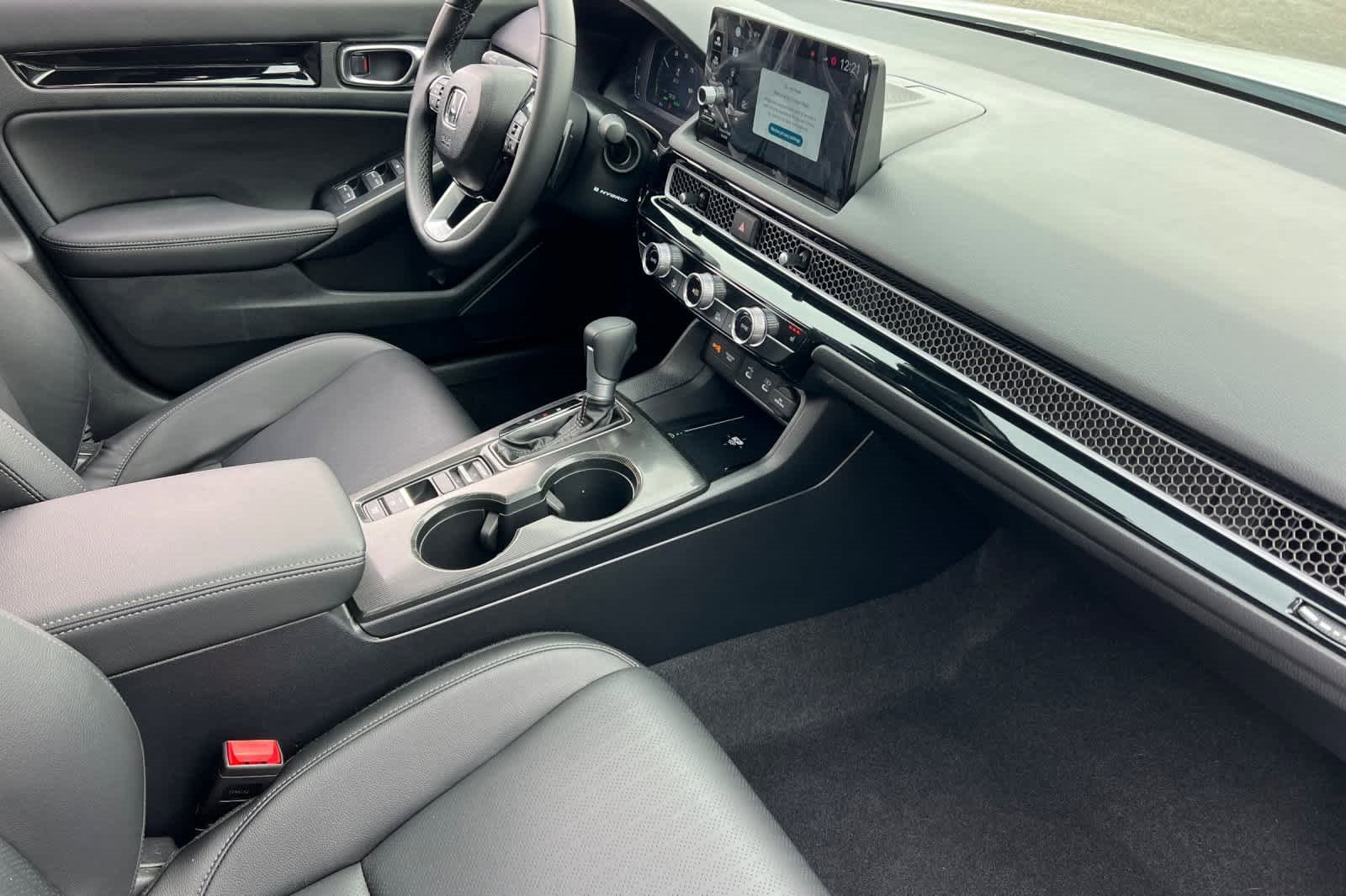 Used 2025 Honda Civic Sport image 15