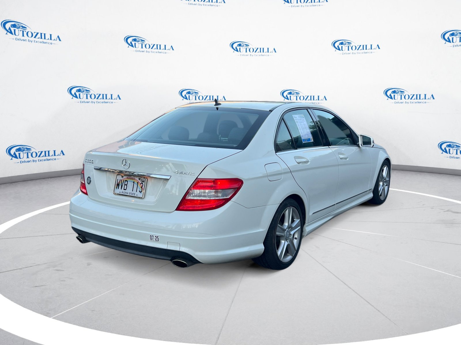 Used 2011 Mercedes-Benz C 300 4MATIC Sedan image 5