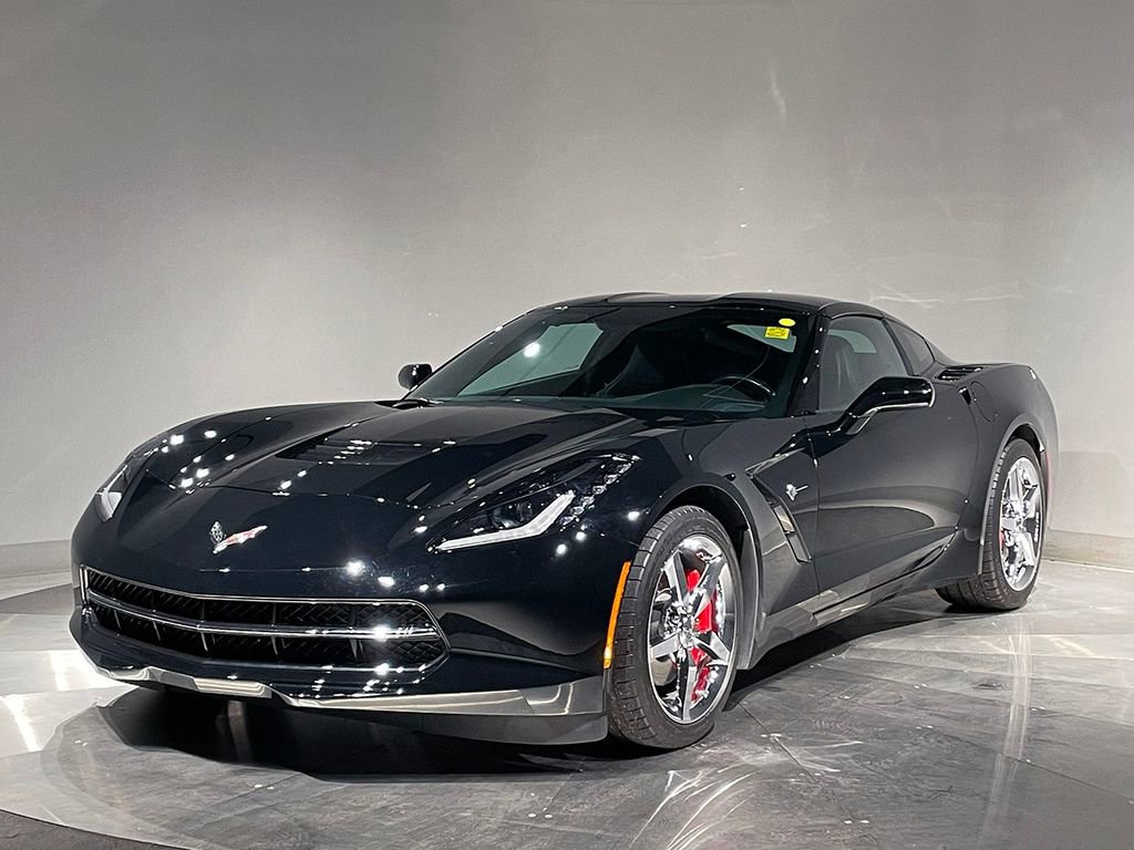 Used 2014 Chevrolet Corvette Stingray Coupe RWD image 2
