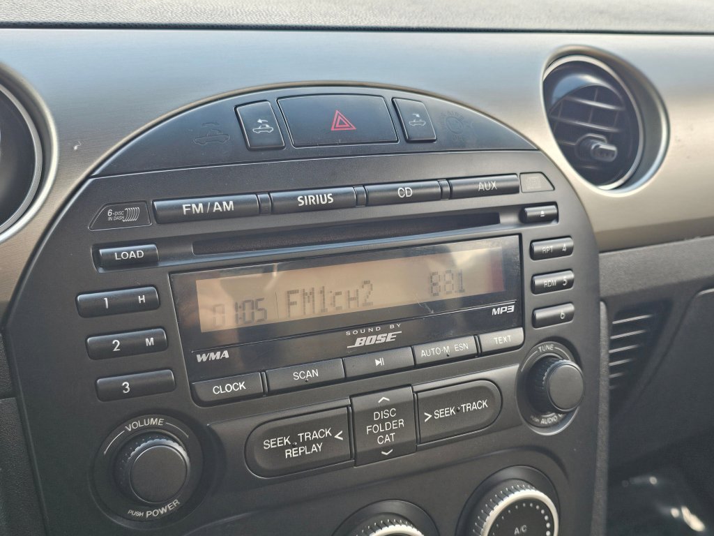 Used 2010 MAZDA MX-5 Miata Grand Touring image 6