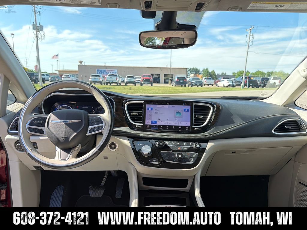 Used 2021 Chrysler Pacifica Limited w/ Premium & Safety Sphere Group AWD/4WD image 12
