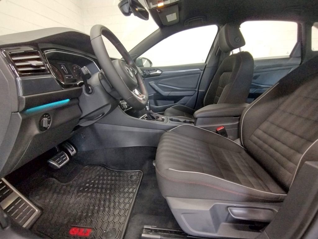 Used 2020 Volkswagen Jetta GLI image 19