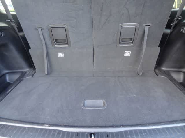 Used 2023 Jeep Grand Cherokee L Limited AWD/4WD image 10