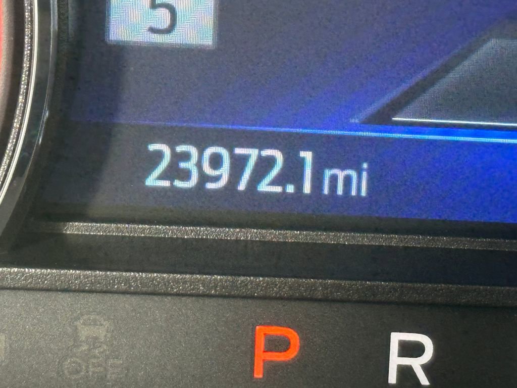 Used 2023 Ford Explorer XLT w/ Equipment Group 202A image 27