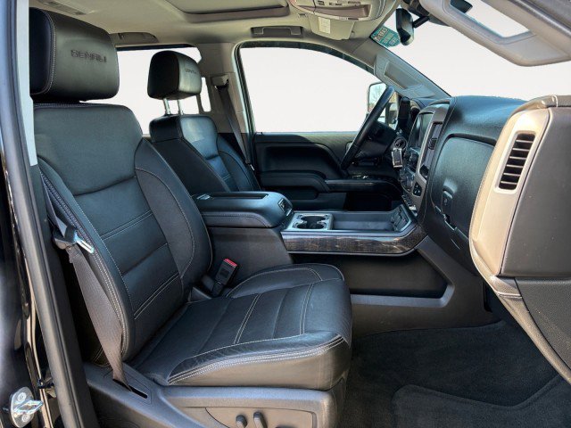 Used 2016 GMC Sierra 2500 Denali w/ Duramax Plus Package image 13