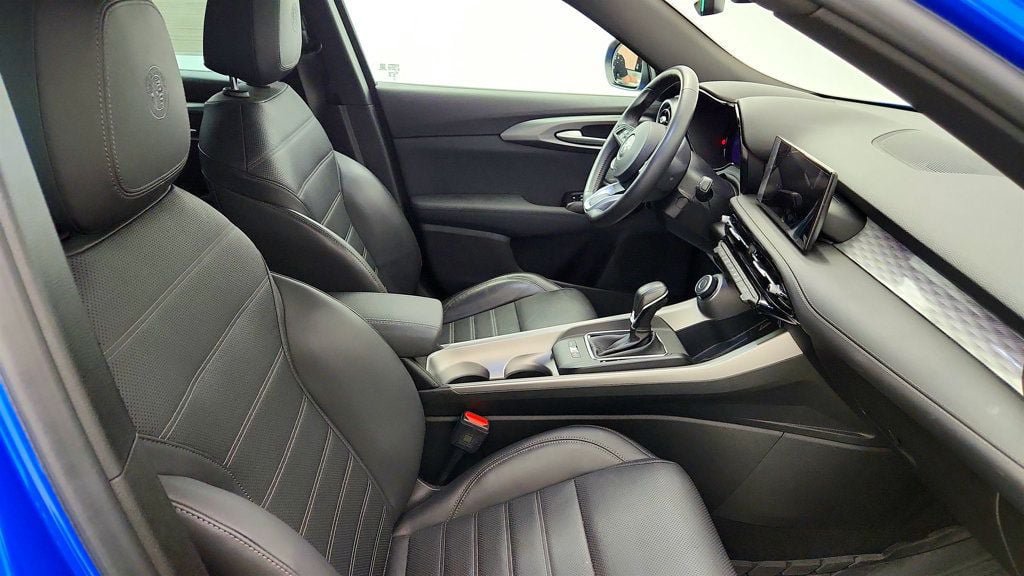 Used 2024 Alfa Romeo Tonale Ti AWD/4WD image 24