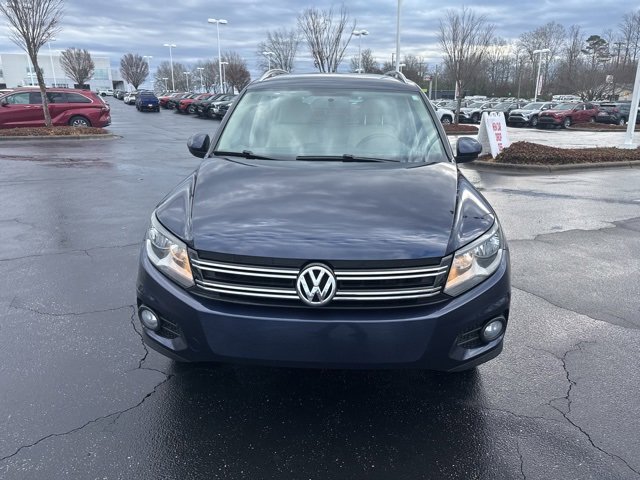 Used 2013 Volkswagen Tiguan SE image 2