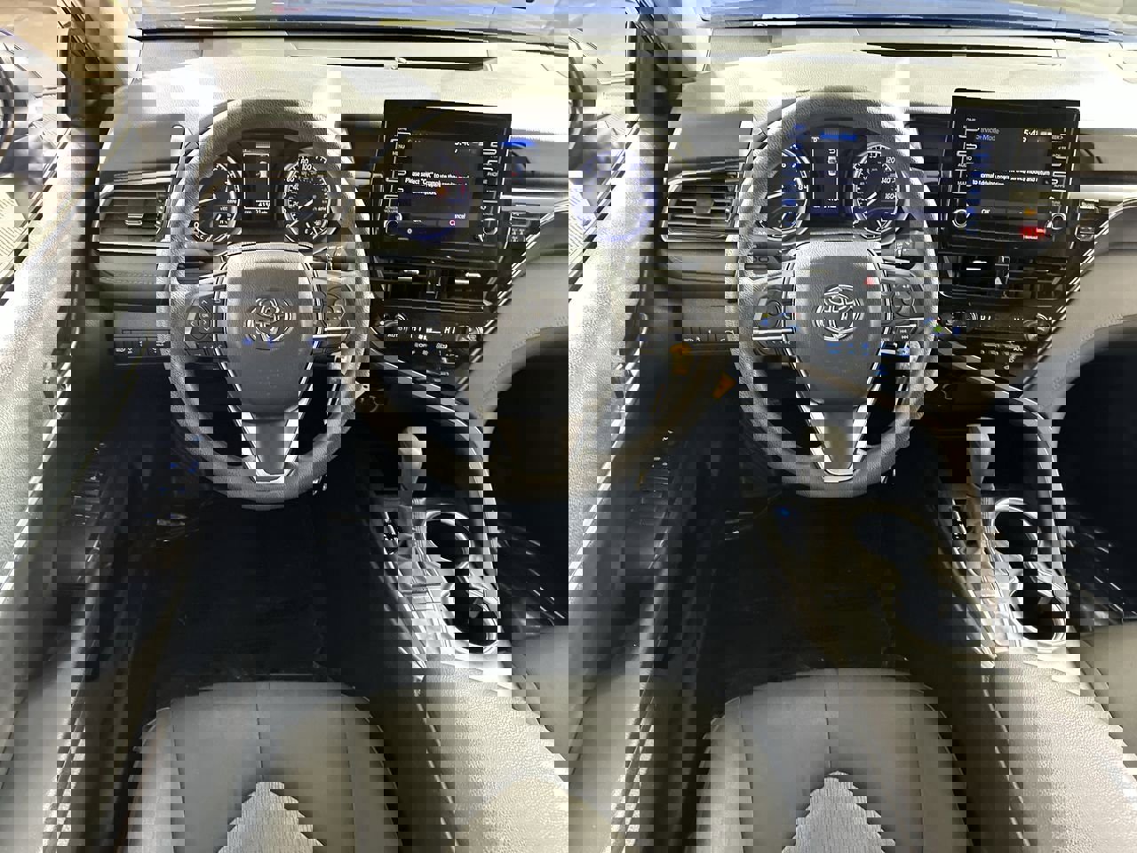 Used 2023 Toyota Camry LE image 22