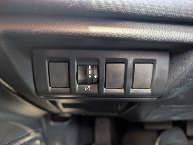 Used 2025 Subaru Outback Premium w/ Popular Package #1A AWD/4WD image 33