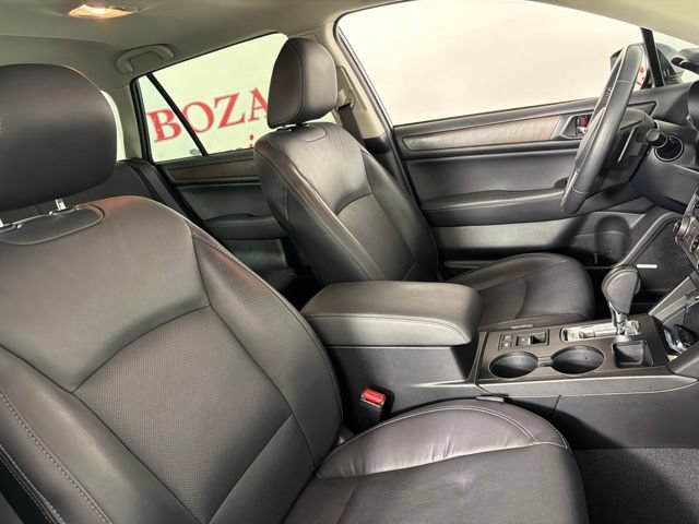 Used 2017 Subaru Outback 2.5i Limited AWD/4WD image 16