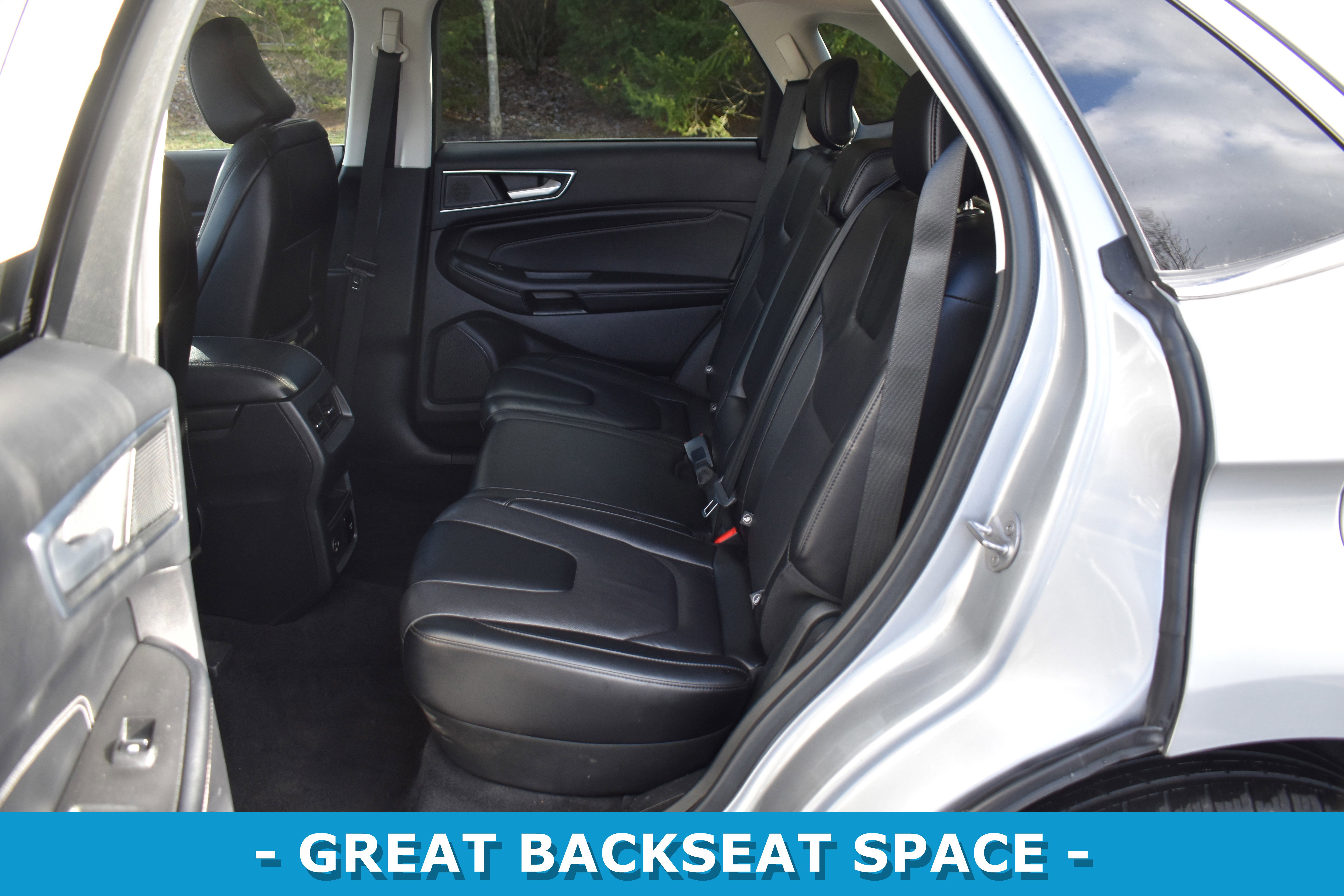 Used 2022 Ford Edge Titanium image 9