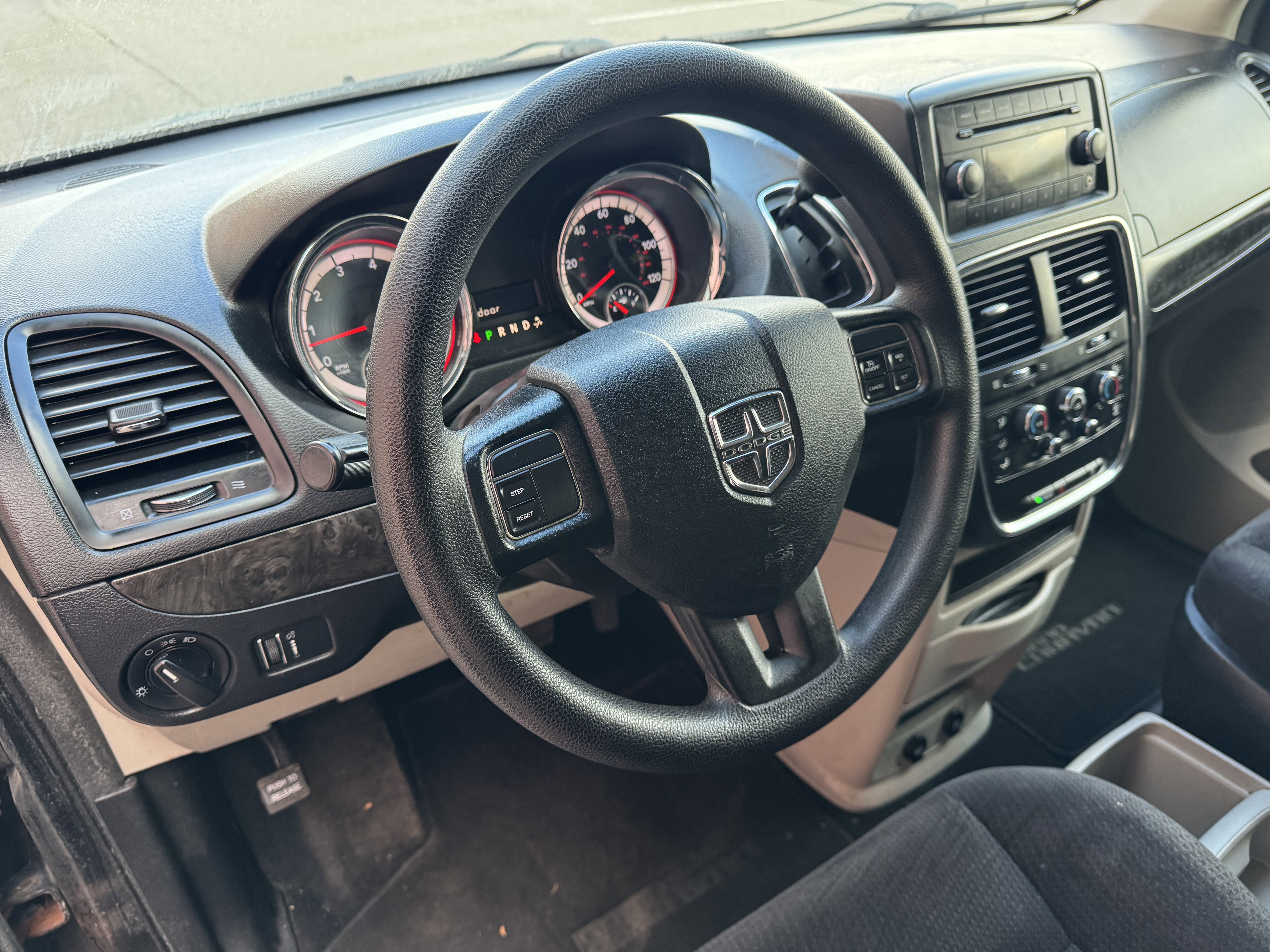 Used 2014 Dodge Grand Caravan SE w/ Quick Order Package 29E SE image 13