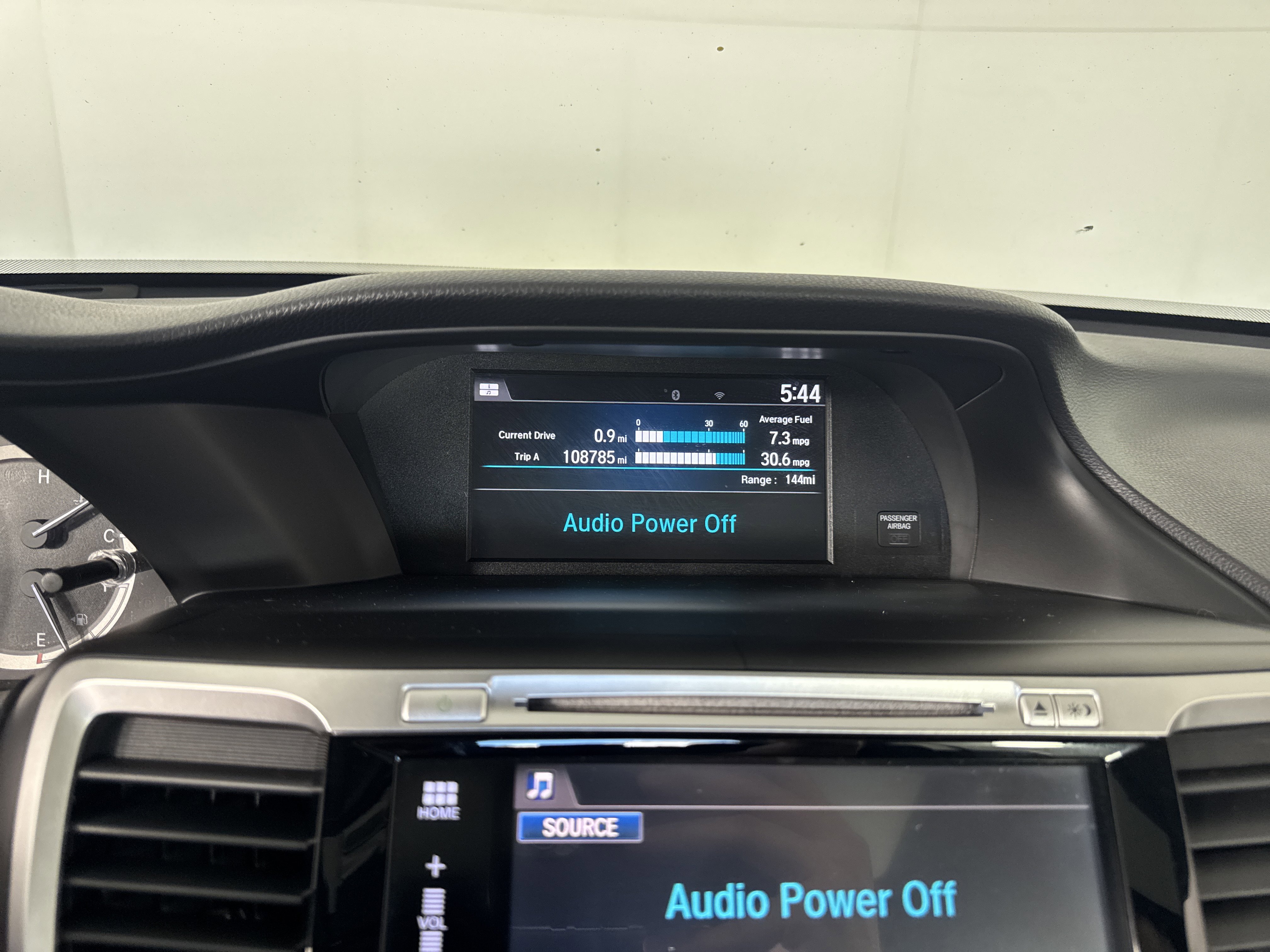 Used 2017 Honda Accord EX image 31