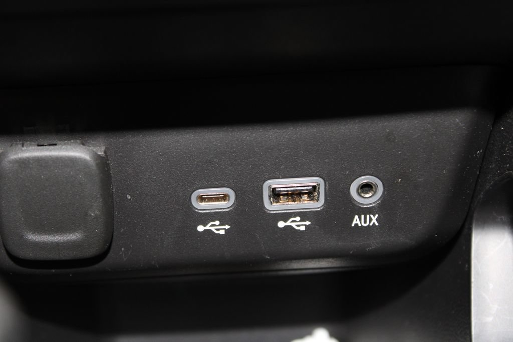 Used 2022 Chevrolet TrailBlazer LT FWD image 28
