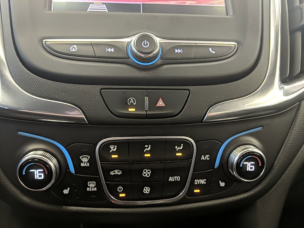 Used 2022 Chevrolet Equinox LT image 20