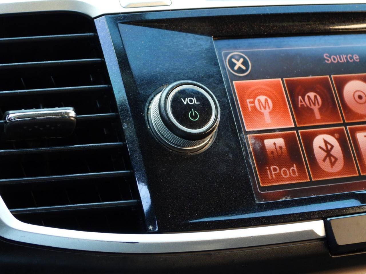 Used 2015 Honda Accord EX image 48