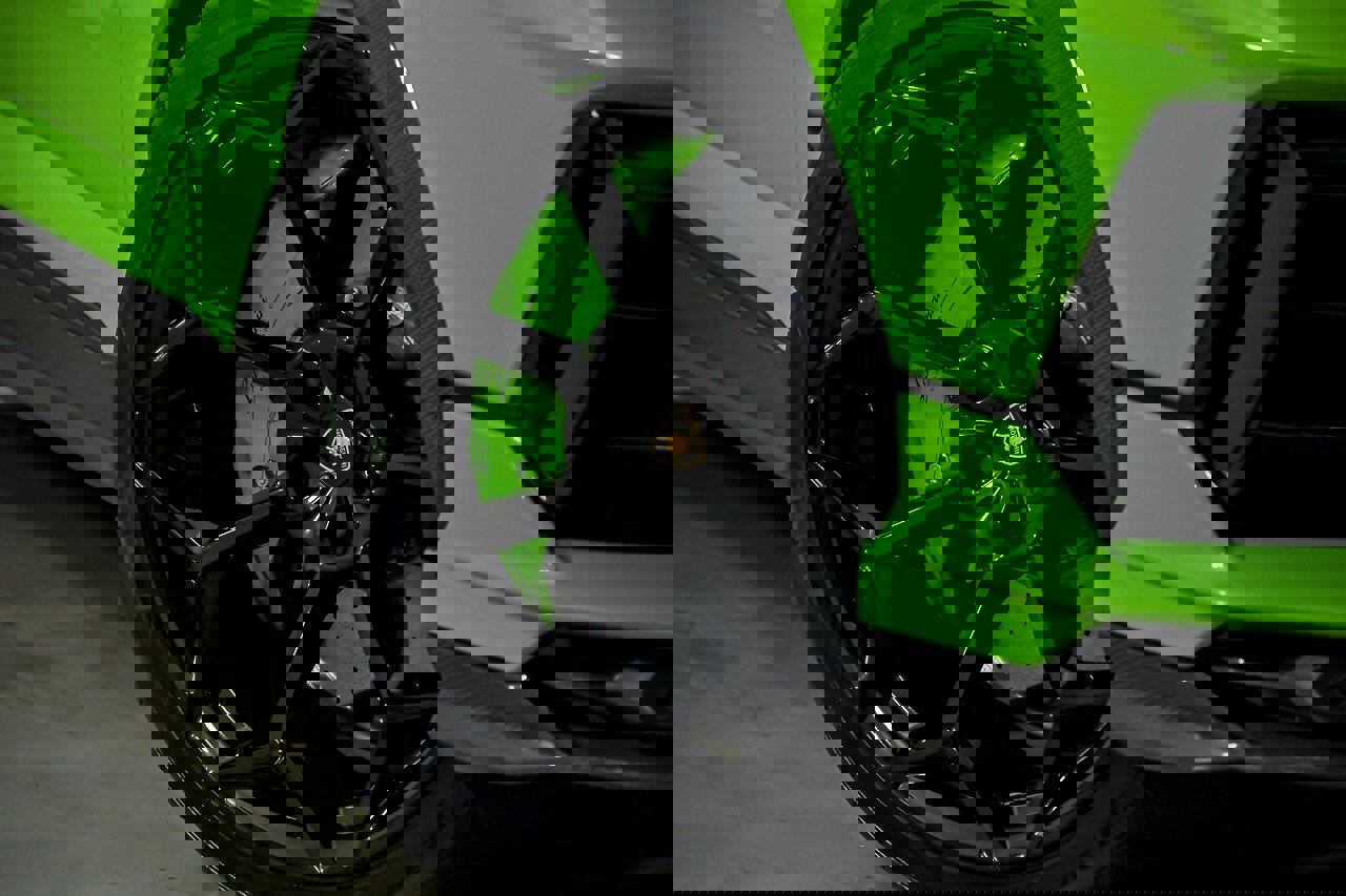 Used 2023 Lamborghini Urus Performante AWD/4WD image 4